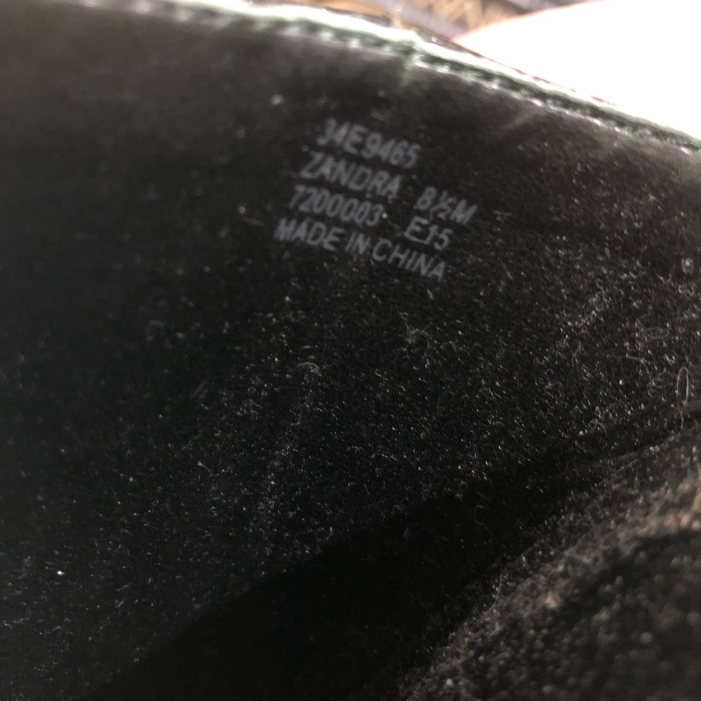 Sandals - Picture 4 of 5